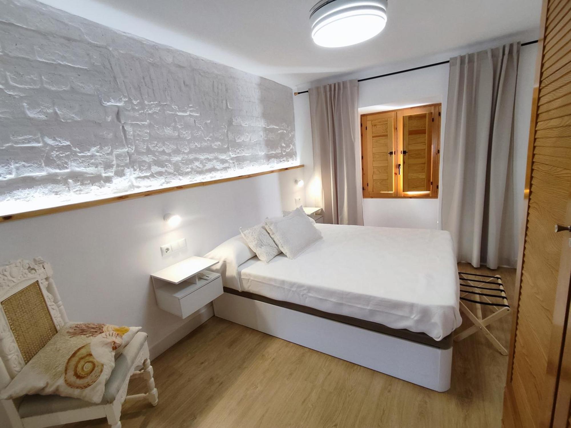 River House * Caceres